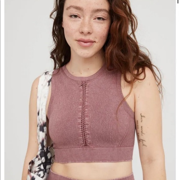 OFFLINE Seamless Macrame Longline Sports Bra — POW colour - Picture 1 of 5